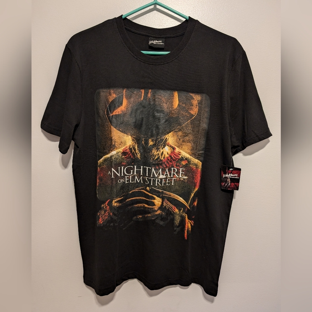 Mens Shirts Freddy Kruger Nightmare On Elm Street Brand New with tag Size MM